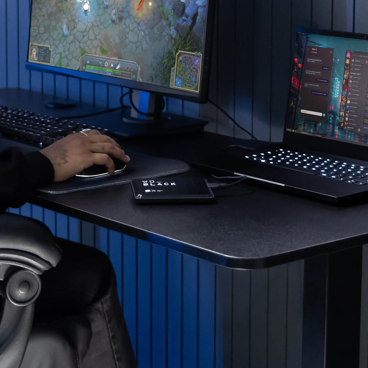 WD_BLACK P10 Game Drive with console